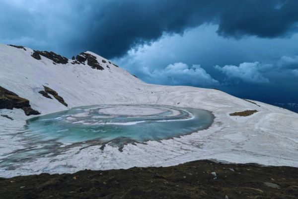 bhrigu lake trek