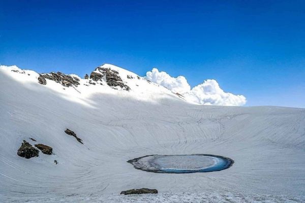 bhrigu lake trek